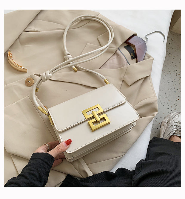 New One-Shoulder Messenger Chain Bag In Autumn